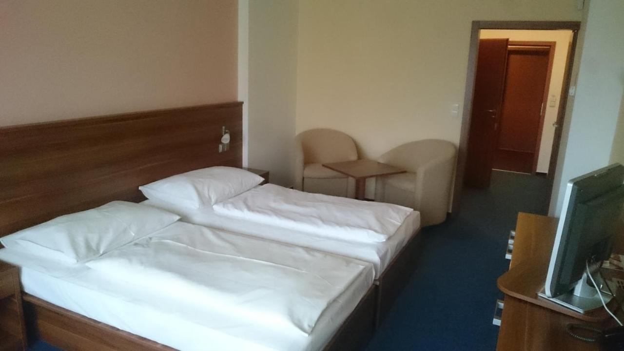 Lipno Wellness - Frymburk Hotel Private Family Room Exterior foto